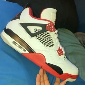 Meet your Posher, Eddie